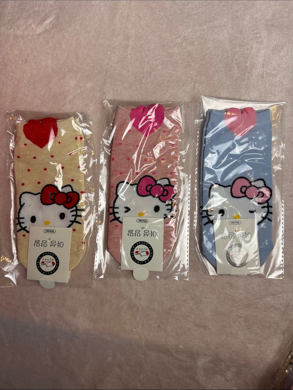 Sanrio Hello Kitty Heart Character Ankle No-Show Socks 3 Pair Pack One Size New
